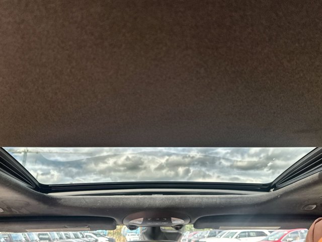 2026 Chrysler Pacifica Pinnacle Image 15 of 27