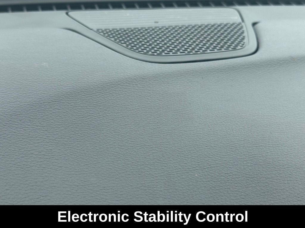 2026 Chrysler Pacifica Select Image 27 of 36