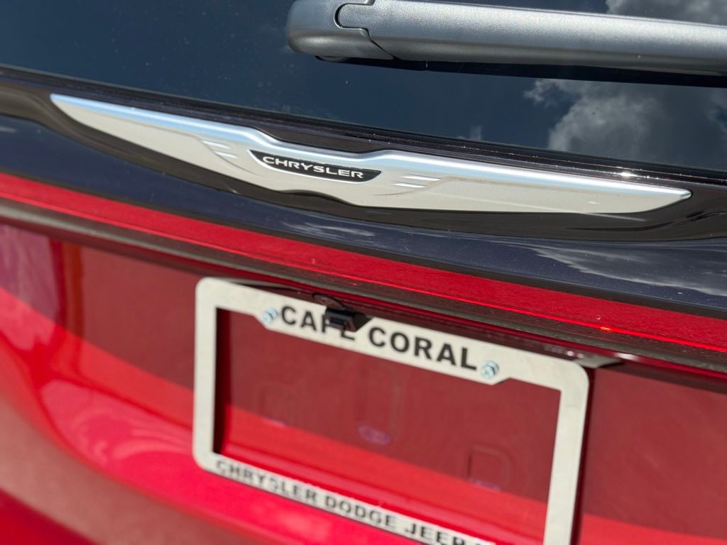 2026 Chrysler Pacifica Select Image 25 of 35