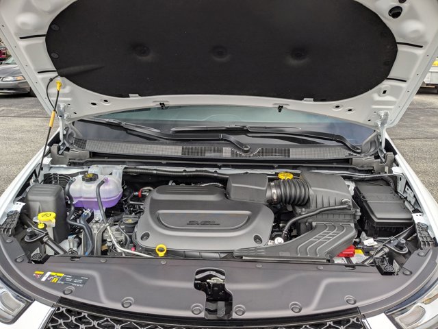 2026 Chrysler Pacifica Select Image 8 of 32