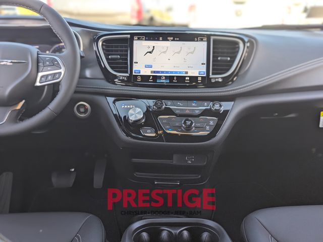 2026 Chrysler Pacifica Select Image 18 of 31