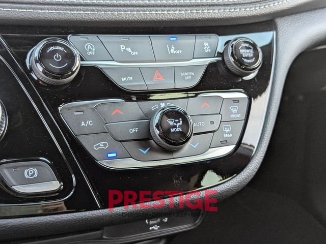 2026 Chrysler Pacifica Select Image 24 of 31