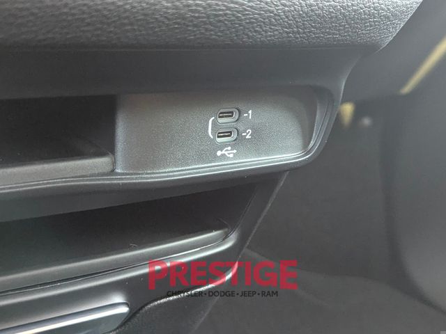 2026 Chrysler Pacifica Select Image 31 of 31