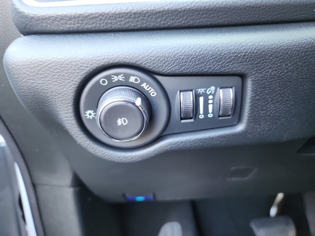 2026 Chrysler Pacifica Select Image 22 of 32