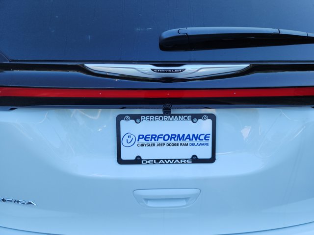 2026 Chrysler Pacifica Select Image 24 of 32