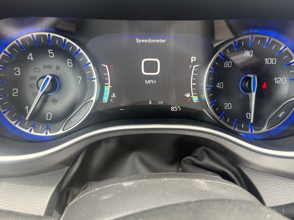 2026 Chrysler Pacifica Select Image 18 of 36