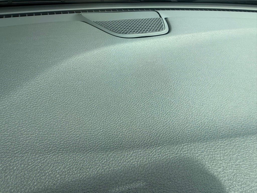 2026 Chrysler Pacifica Select Image 32 of 36