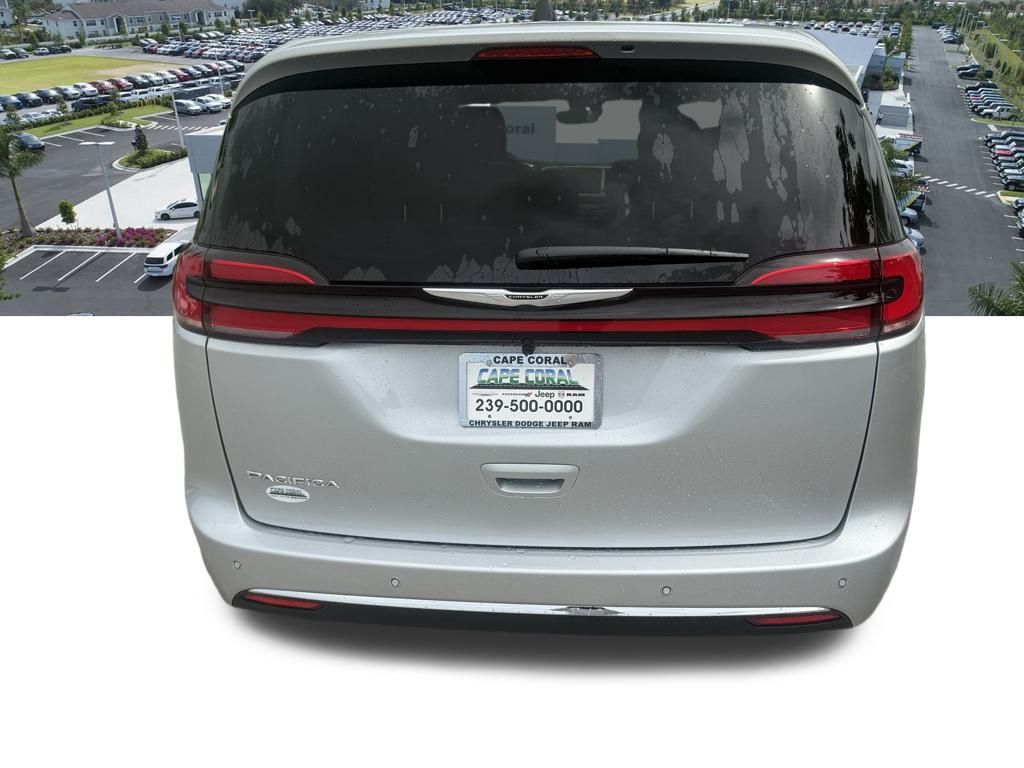 2026 Chrysler Pacifica Select Image 33 of 36