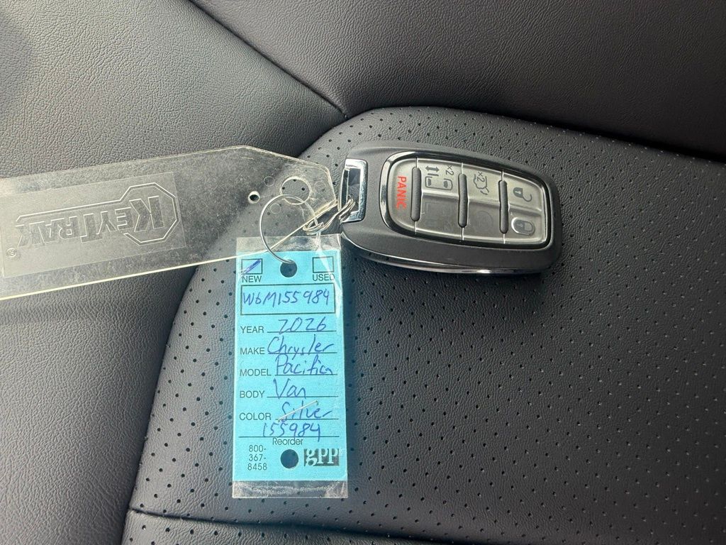 2026 Chrysler Pacifica Select Image 26 of 36