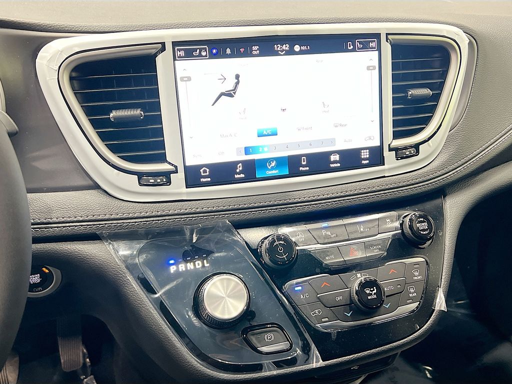 2026 Chrysler Pacifica Select Image 21 of 38