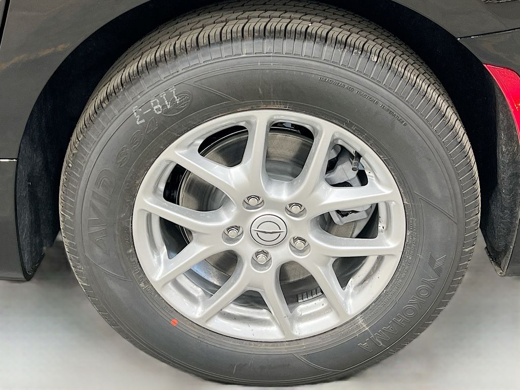 2026 Chrysler Pacifica Select Image 6 of 38