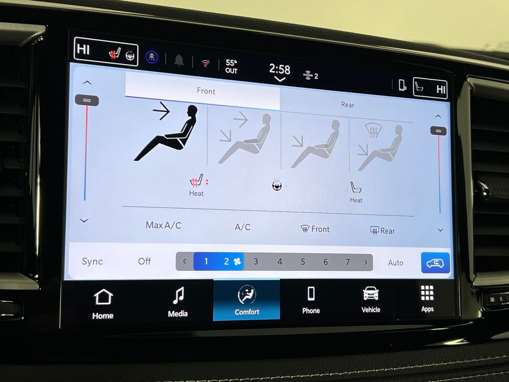 2026 Chrysler Pacifica Select Image 20 of 45