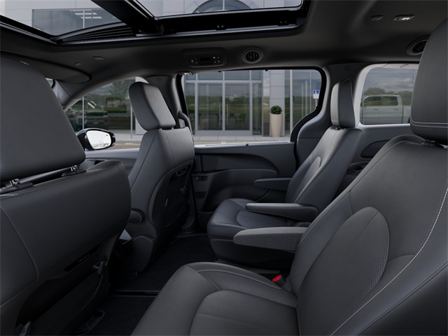 2026 Chrysler Pacifica Select Image 15 of 26