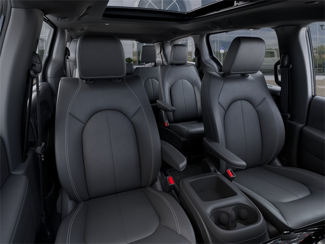 2026 Chrysler Pacifica Select Image 12 of 26