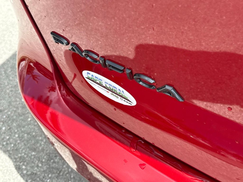 2026 Chrysler Pacifica Select Image 26 of 35