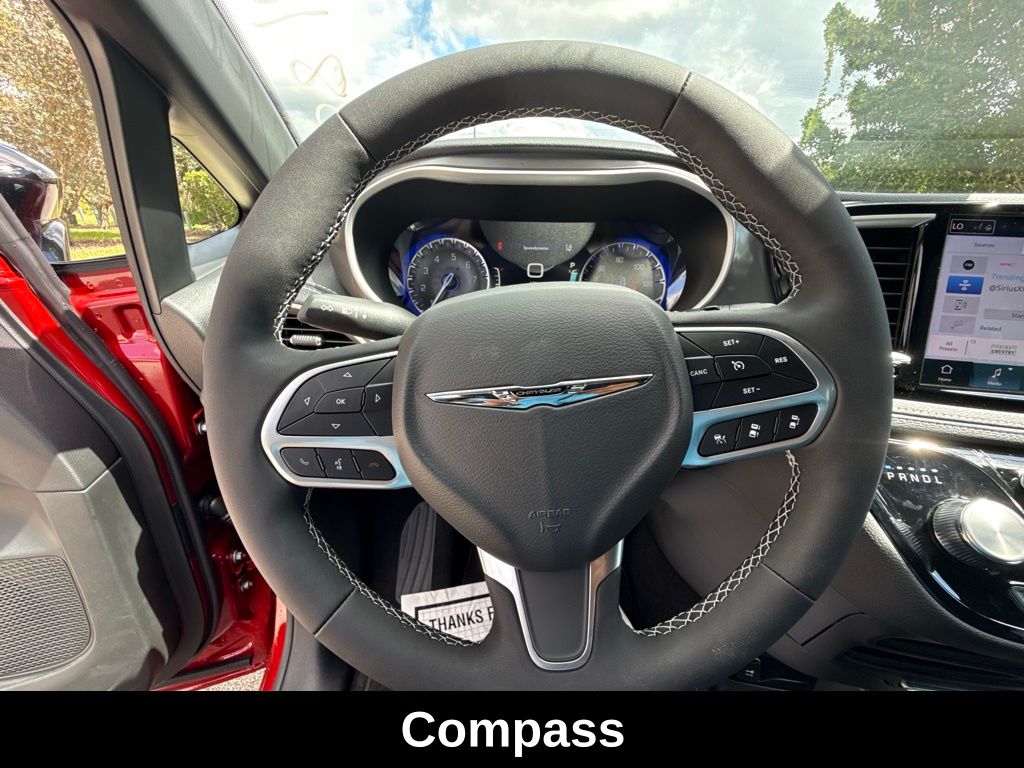 2026 Chrysler Pacifica Select Image 29 of 35