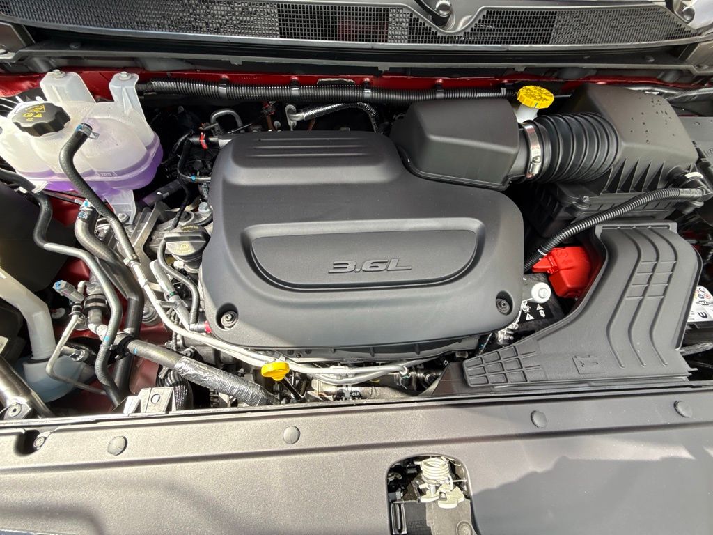 2026 Chrysler Pacifica Select Image 8 of 35