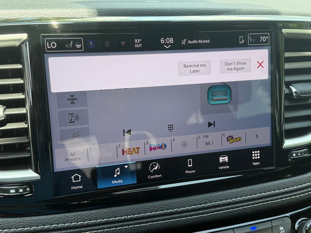 2026 Chrysler Pacifica Select Image 21 of 36