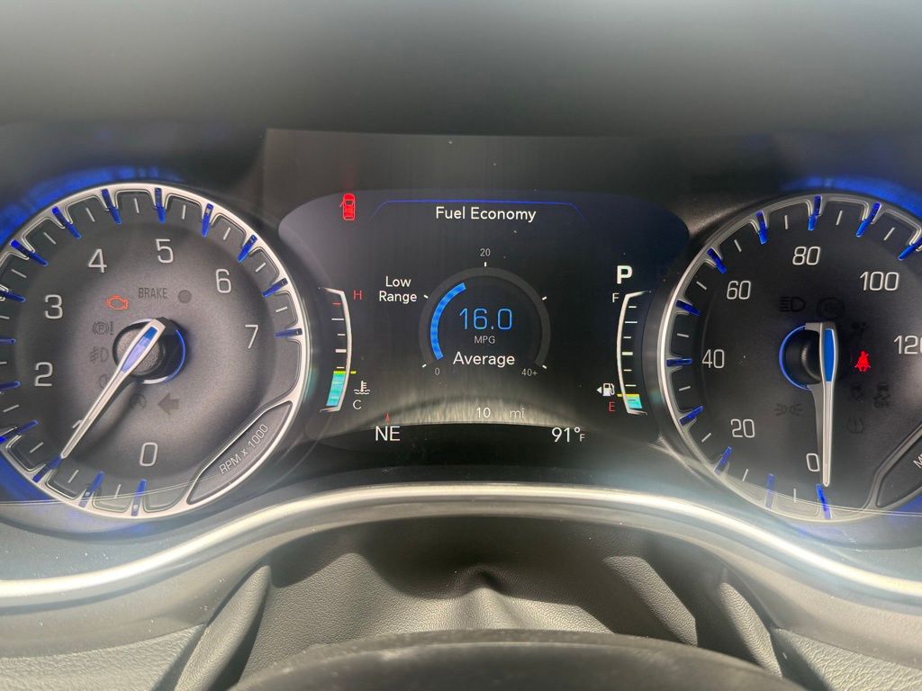 2026 Chrysler Pacifica Select Image 17 of 35