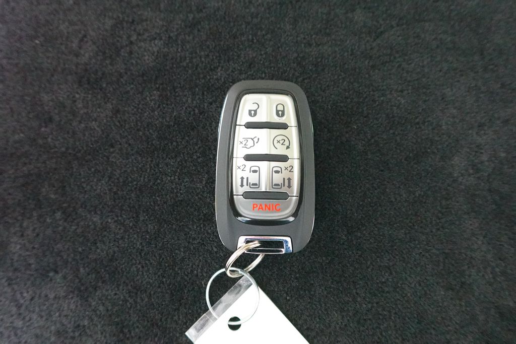 2026 Chrysler Pacifica Select Image 21 of 26