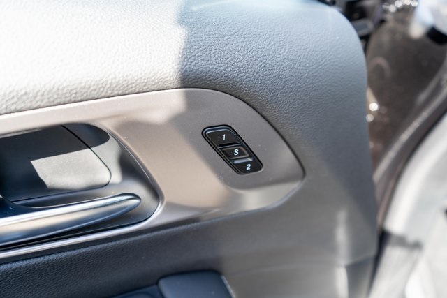 2026 Chrysler Pacifica Select Image 20 of 24