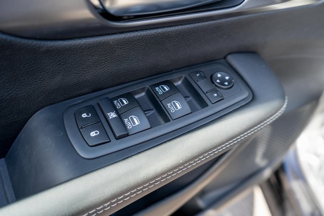 2026 Chrysler Pacifica Select Image 22 of 24