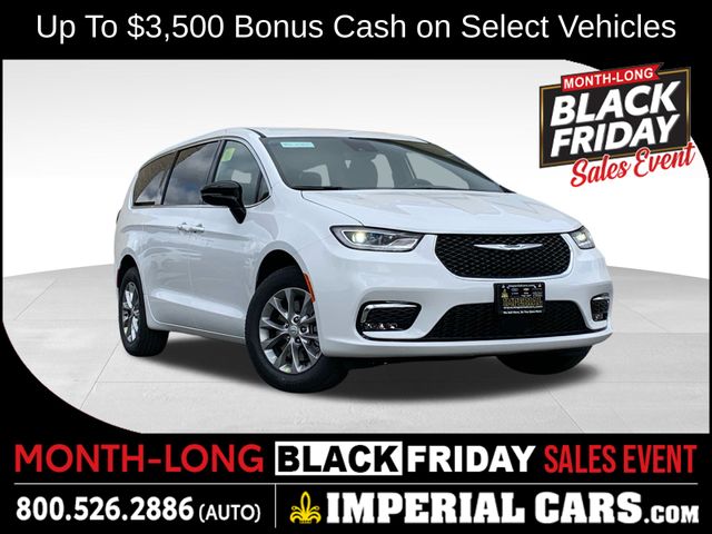 2026 Chrysler Pacifica Select Image 3 of 26
