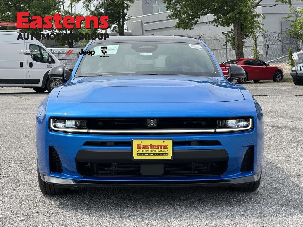 2026 Dodge Charger R/T Plus Image 2 of 28