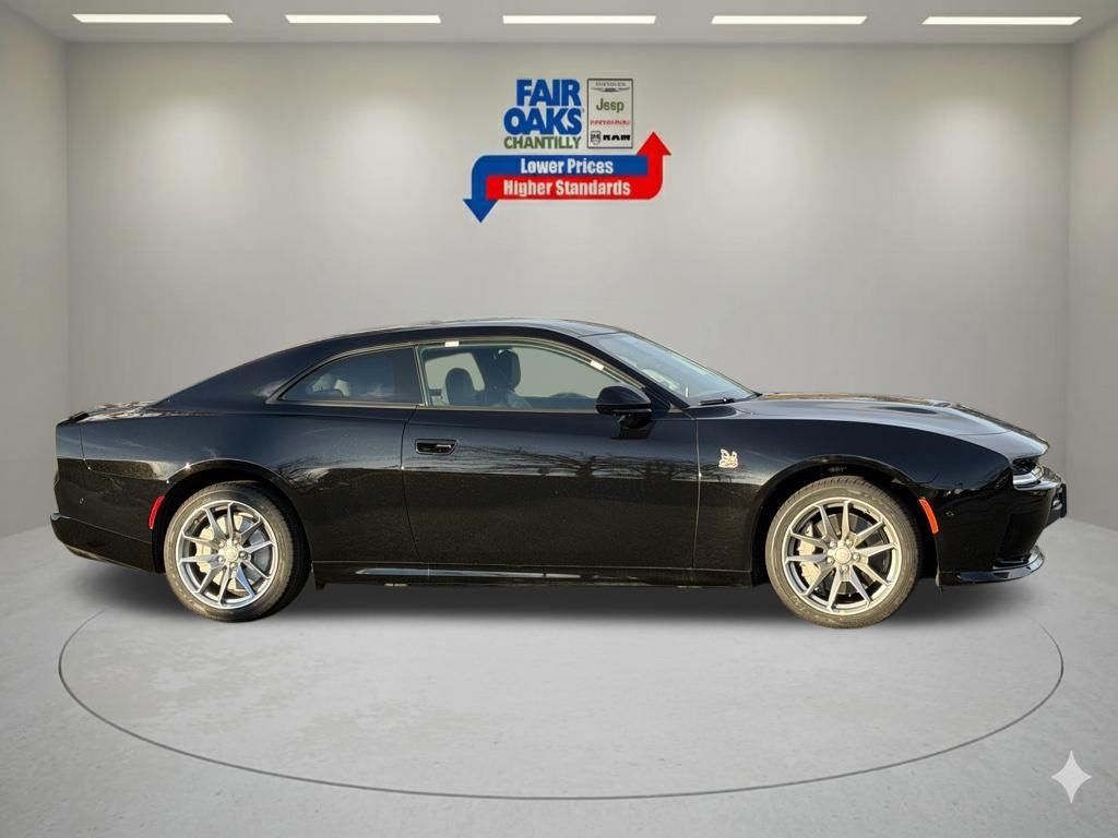 2026 Dodge Charger Scat Pack Plus Image 3 of 32