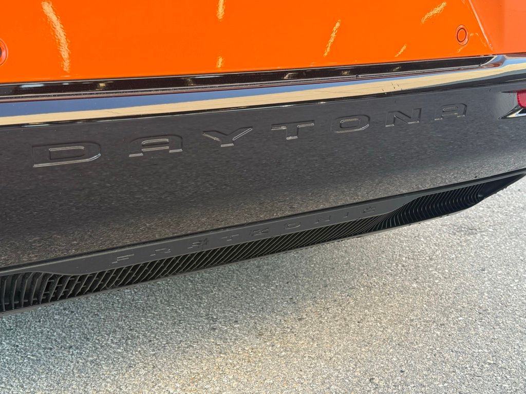 2026 Dodge Charger Daytona Scat Pack Image 35 of 38