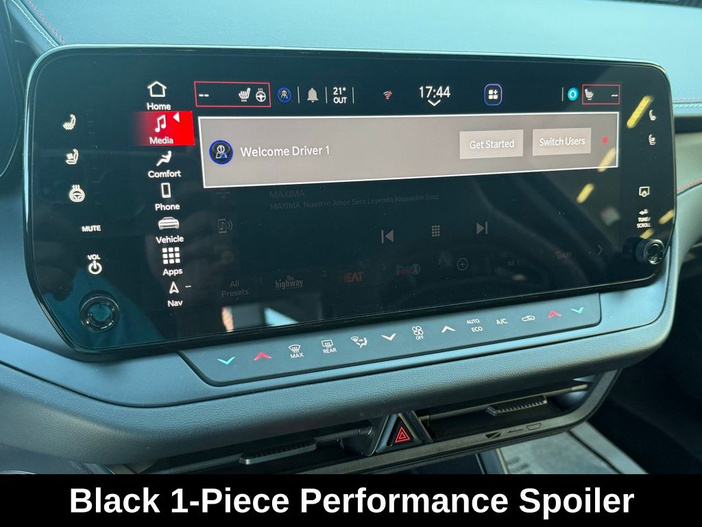 2026 Dodge Charger Daytona Scat Pack Image 16 of 38