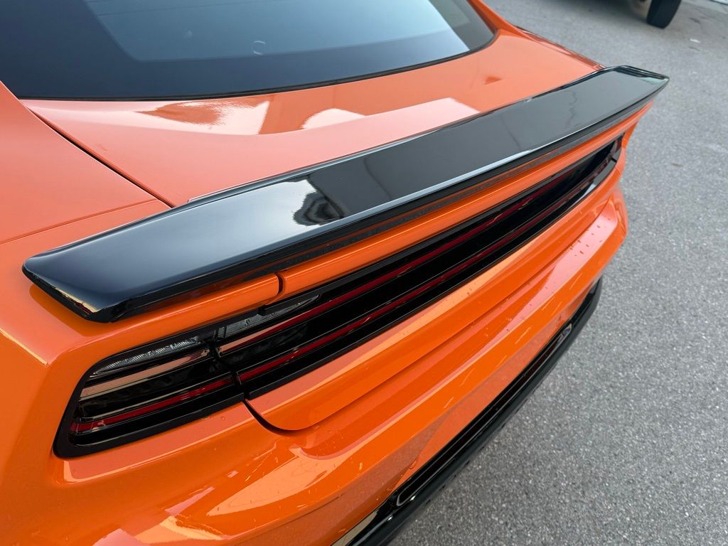 2026 Dodge Charger Daytona Scat Pack Image 34 of 38