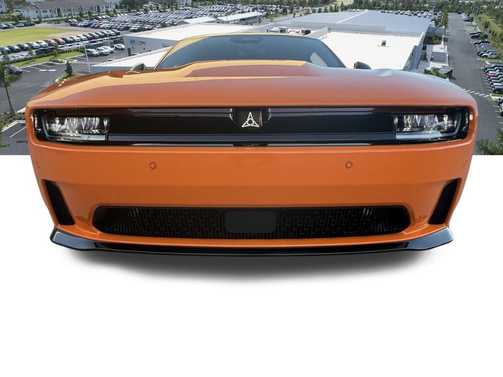 2026 Dodge Charger Daytona Scat Pack Image 4 of 38