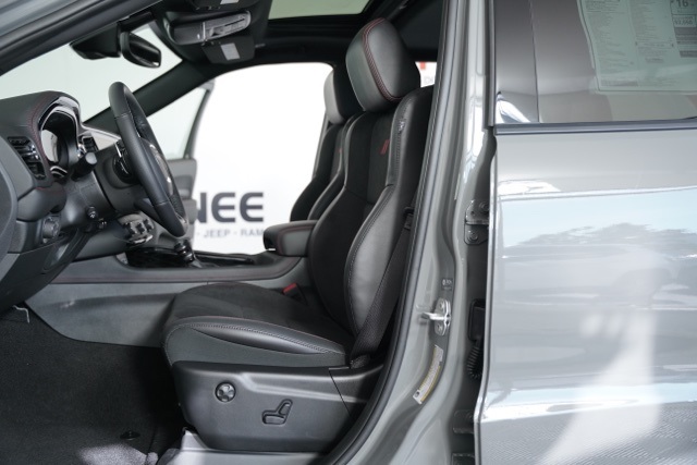 2026 Dodge Durango GT Plus HEMI V8 Image 9 of 45