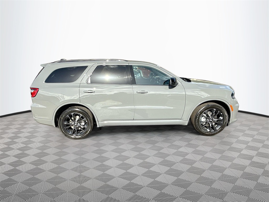 2026 Dodge Durango GT Image 3 of 35