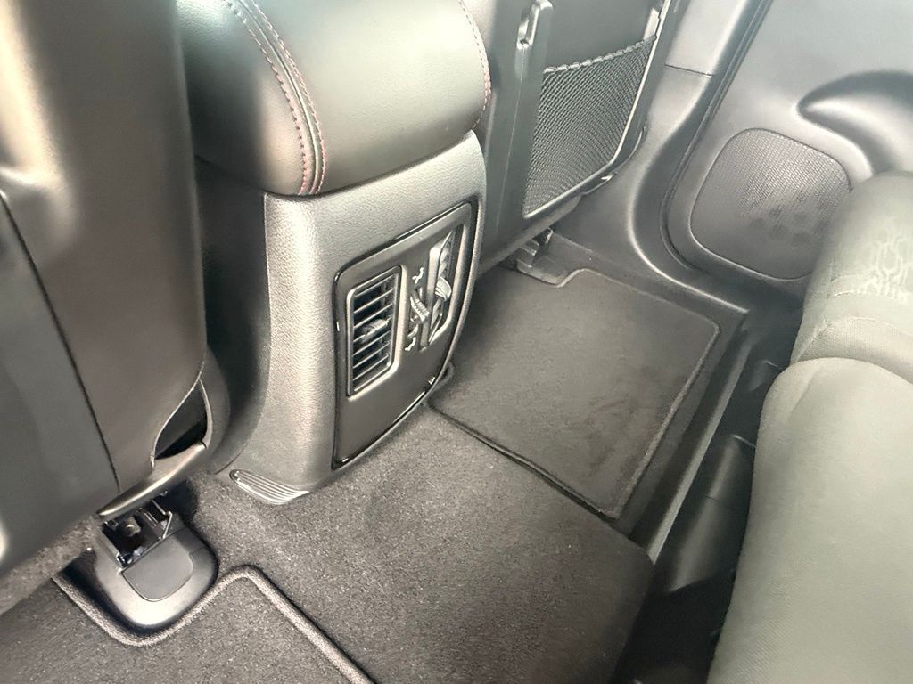 2026 Dodge Durango GT Image 23 of 39