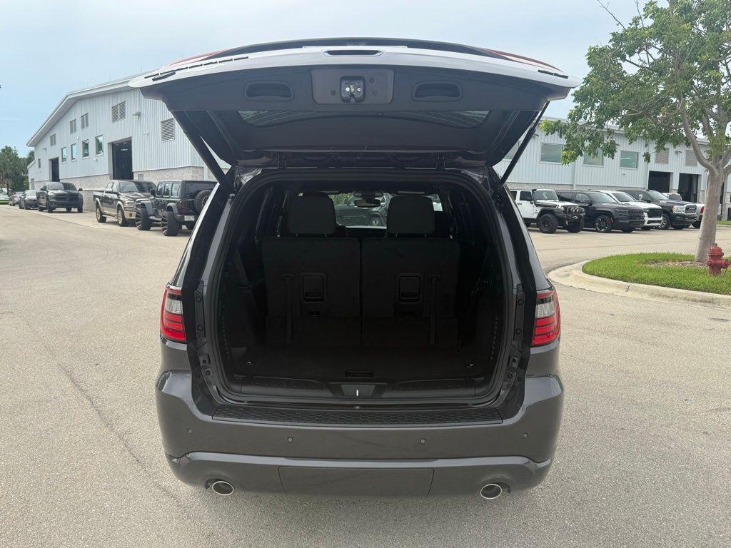 2026 Dodge Durango GT Image 10 of 39
