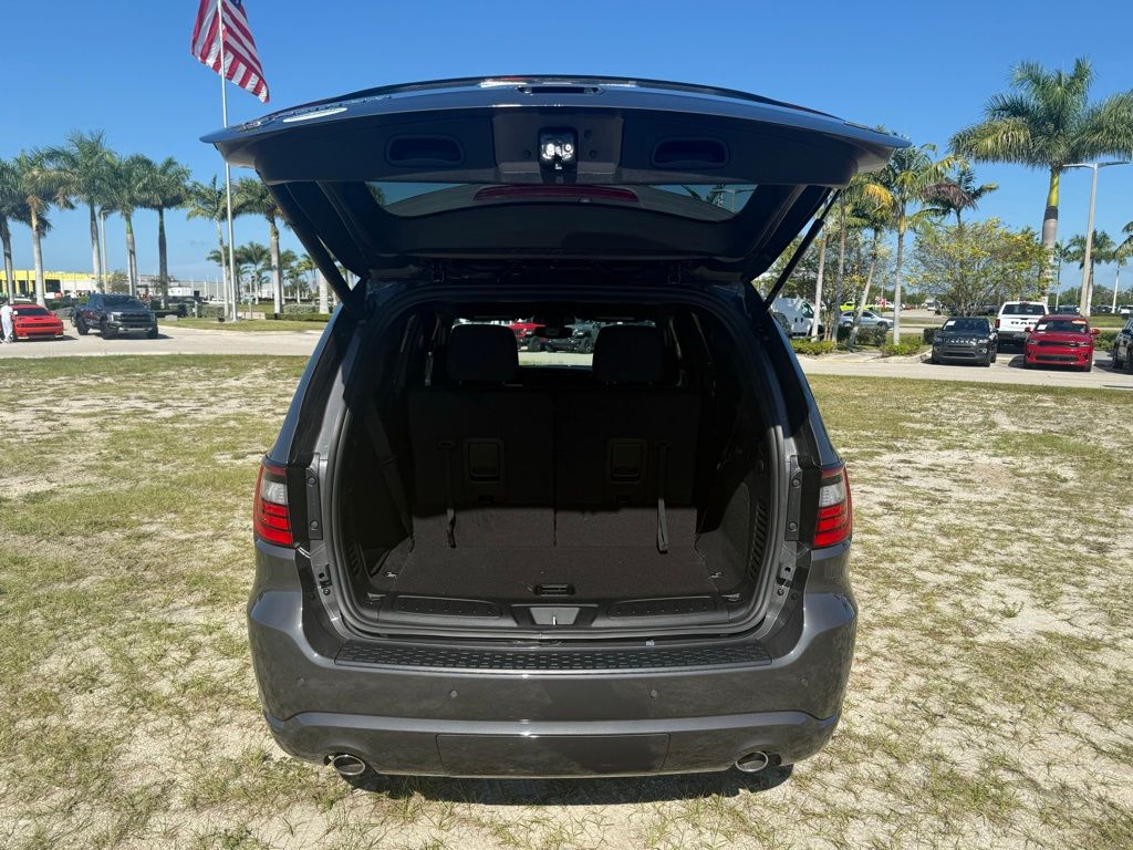 2026 Dodge Durango GT HEMI V8 Image 11 of 38
