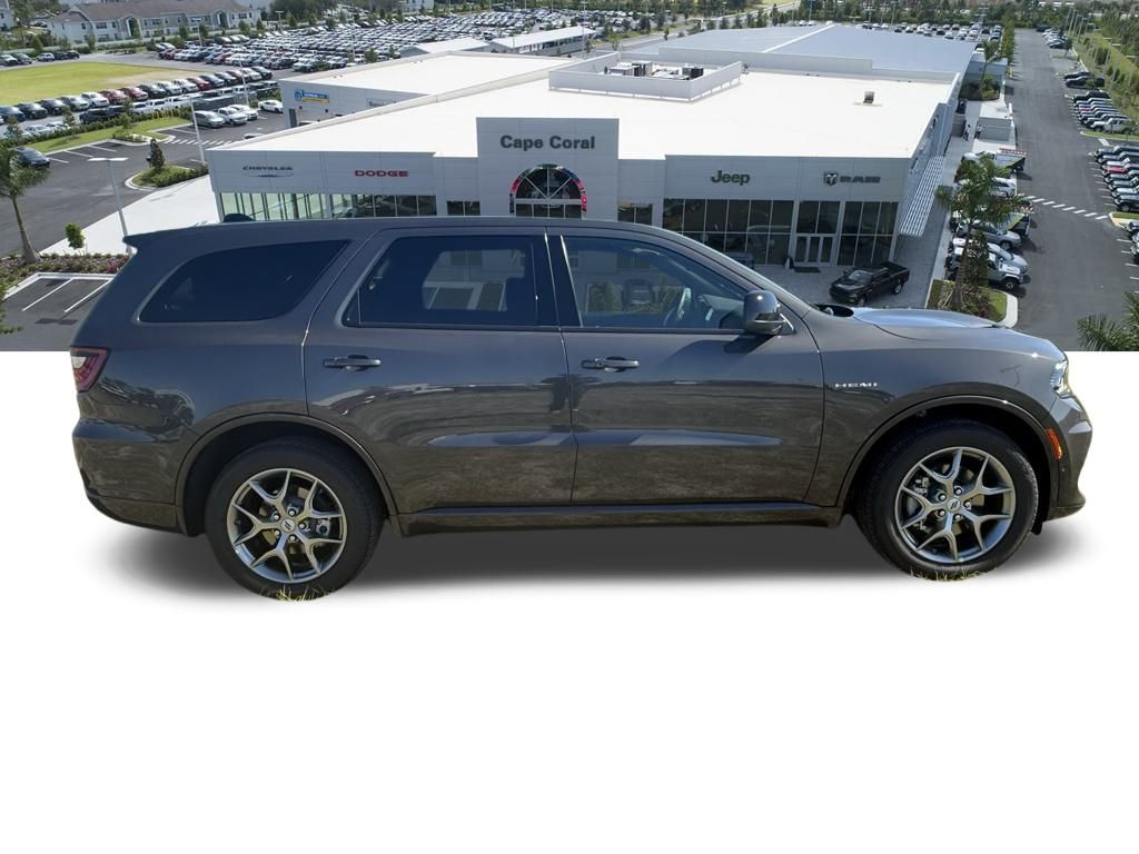 2026 Dodge Durango GT HEMI V8 Image 4 of 38