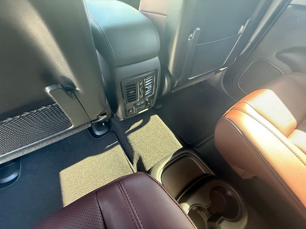 2026 Dodge Durango GT Premium HEMI V8 Image 35 of 41