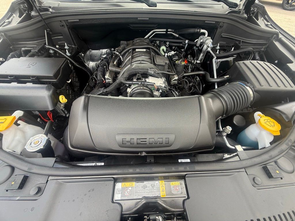 2026 Dodge Durango GT HEMI V8 Image 8 of 41