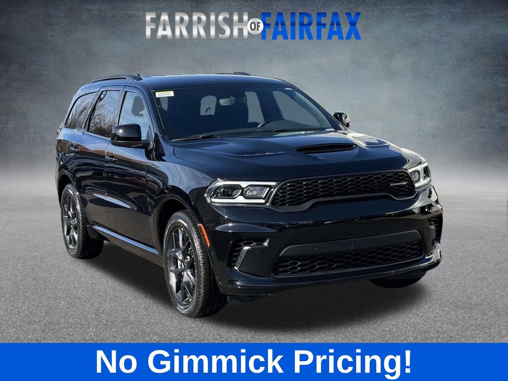 2026 Dodge Durango GT HEMI V8 Image 2 of 27