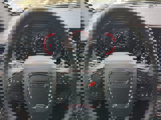 2026 Dodge Durango GT Premium HEMI V8 Image 17 of 39