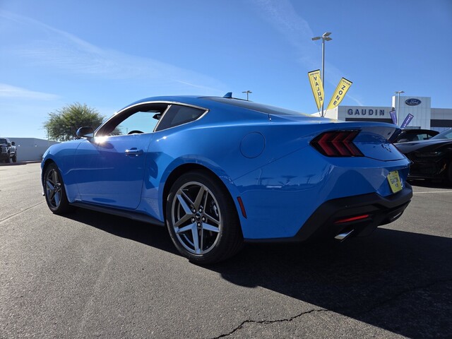 2026 Ford Mustang EcoBoost Image 4 of 13