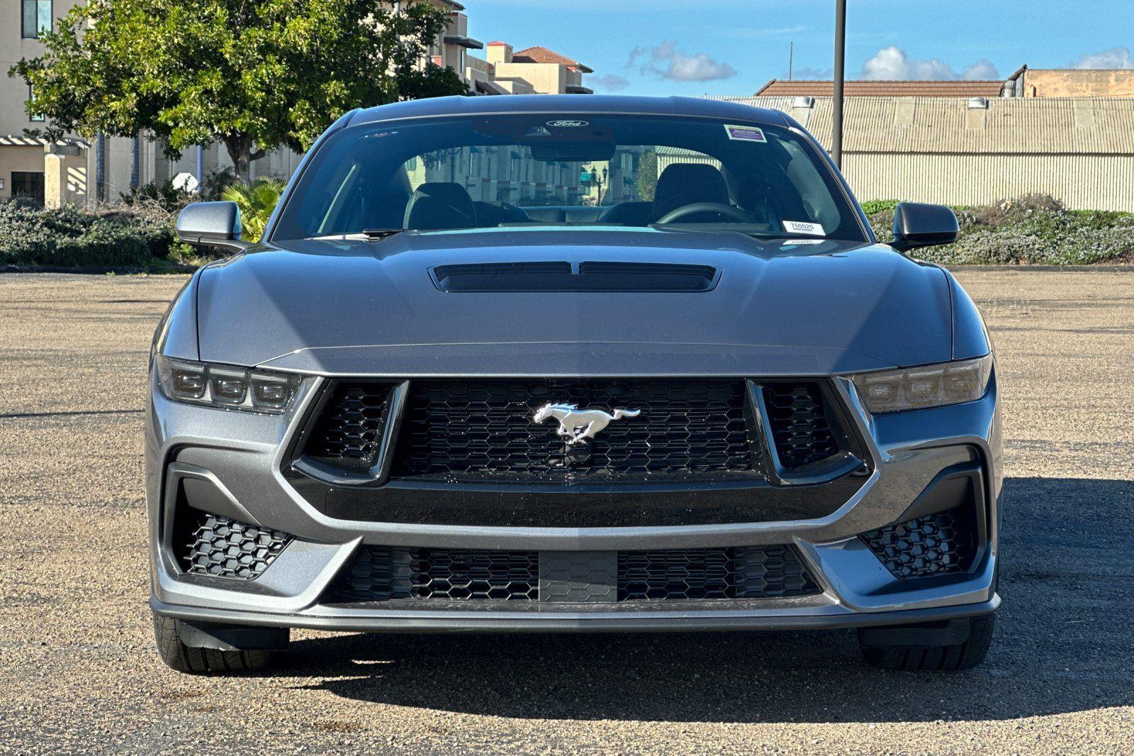 2026 Ford Mustang GT Image 2 of 21