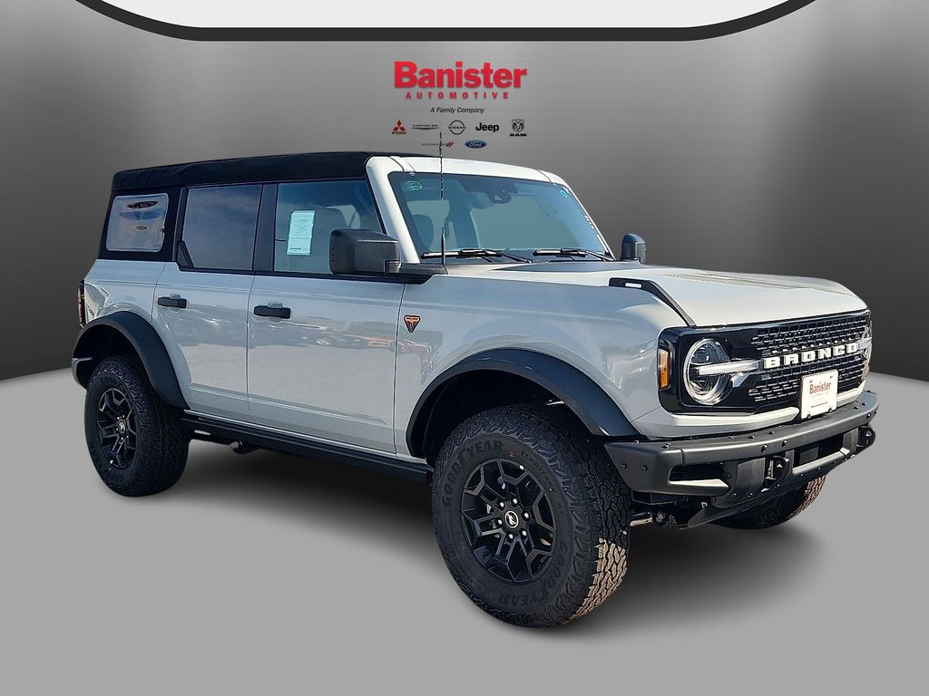 2026 Ford Bronco Badlands Image 2 of 11