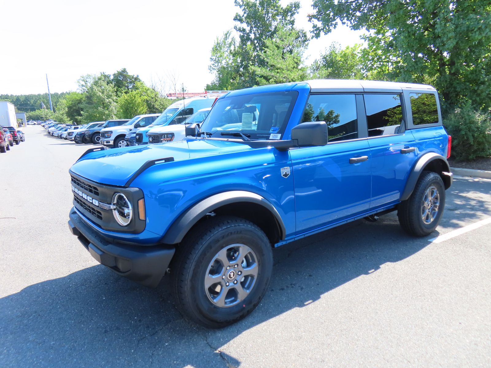 2026 Ford Bronco Big Bend Image 1 of 17