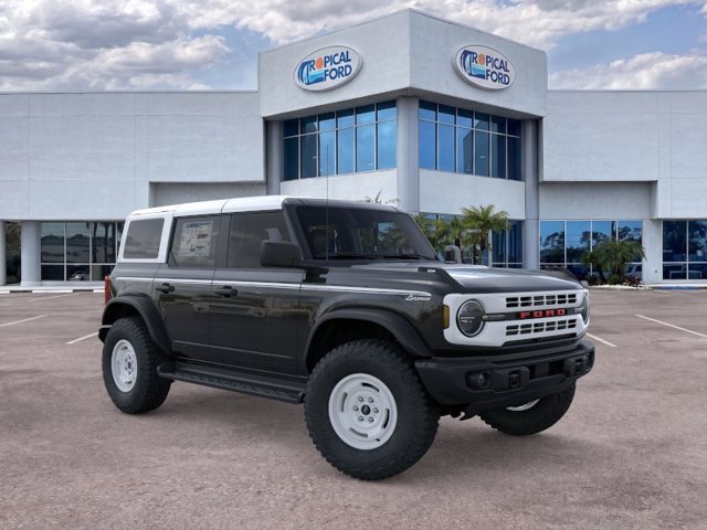 2026 Ford Bronco Heritage Edition Image 3 of 25