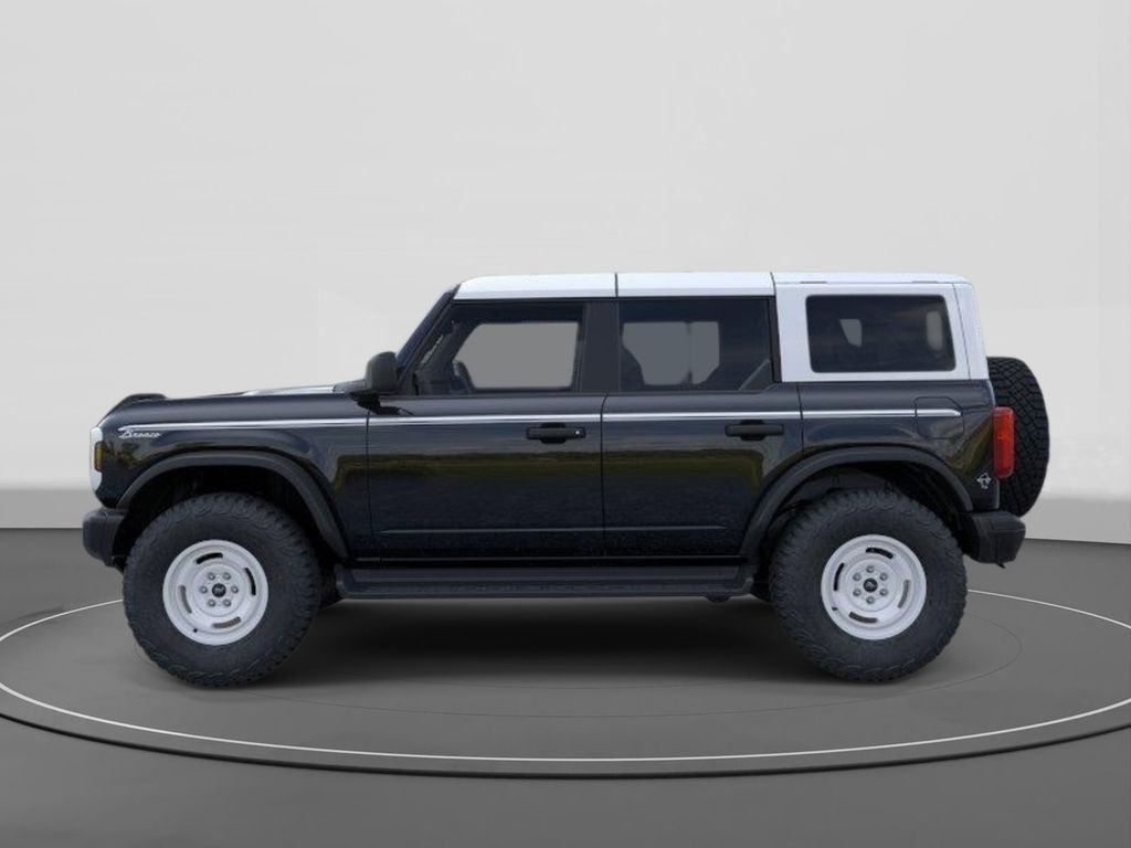 2026 Ford Bronco Heritage Edition Image 3 of 25
