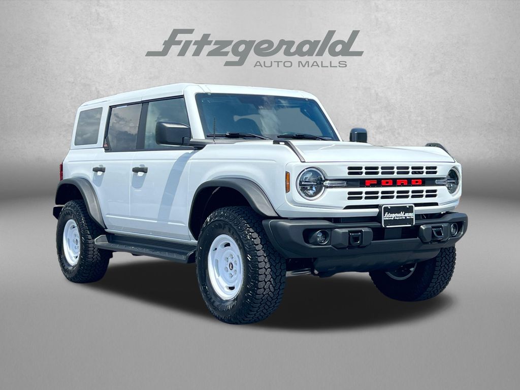 2026 Ford Bronco Heritage Edition Image 3 of 43
